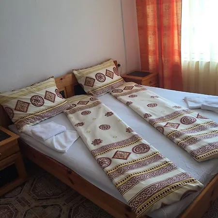 Konukevi Complex Laguna-kantardzhiev