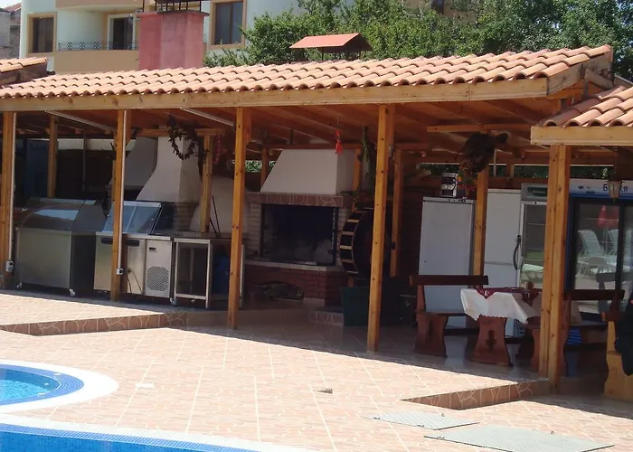 Guest house Complex Laguna-kantardzhiev